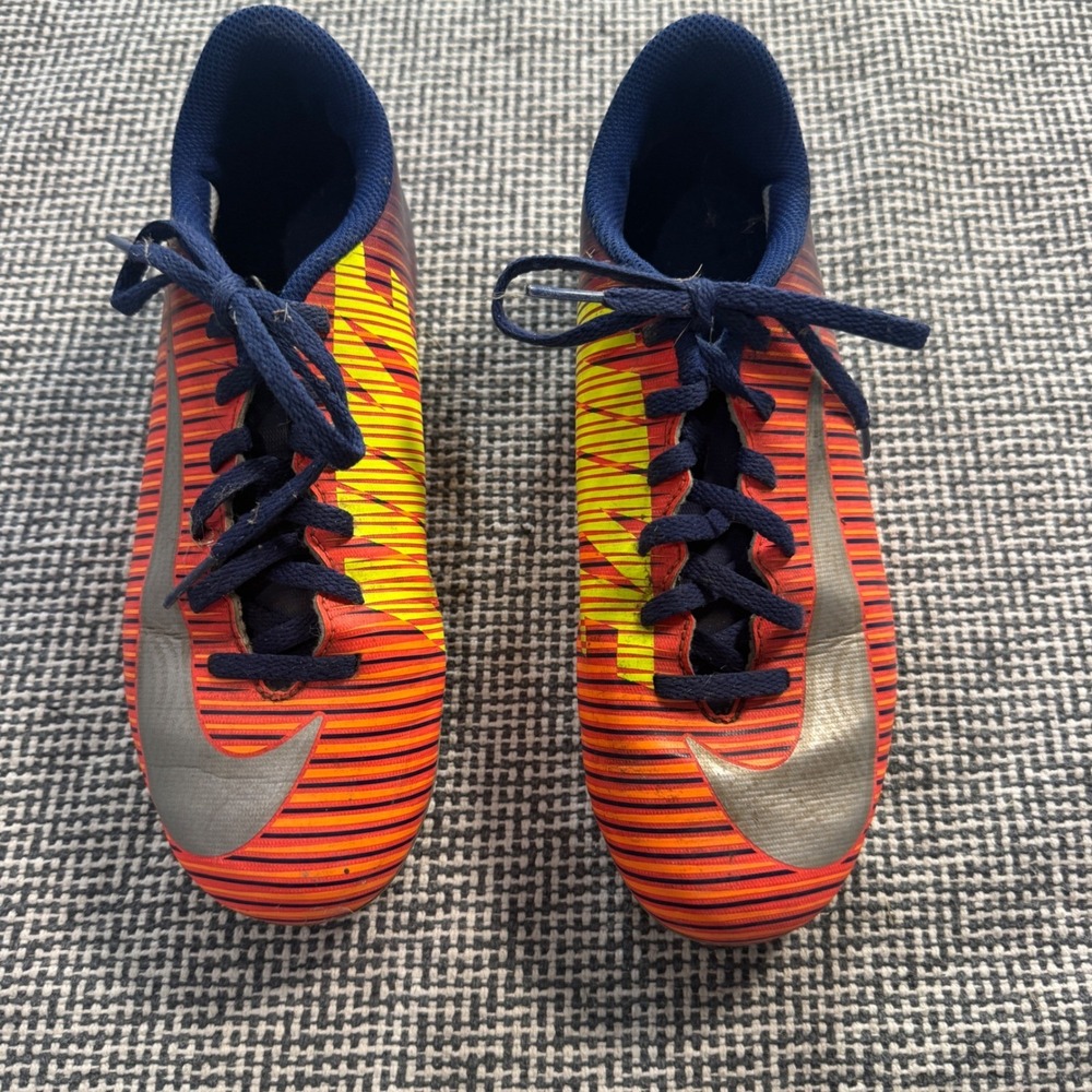 Nike Mercurial Kids Soccer Cleats Orange Navy Blue 831952-403 Size 5Y